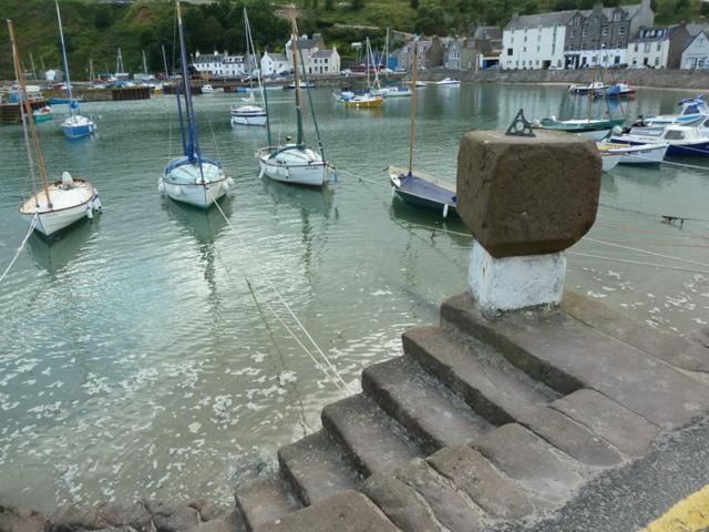 Stonehaven Ground Floor Home With A Spectacular Harbour View. Exterior photo